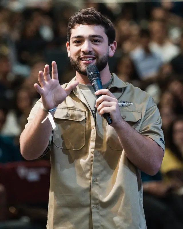 Isaac Guimarães
